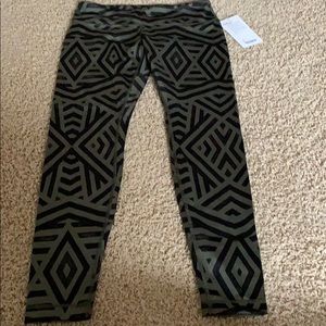 Lululemon size 10 Wonder Under Pant